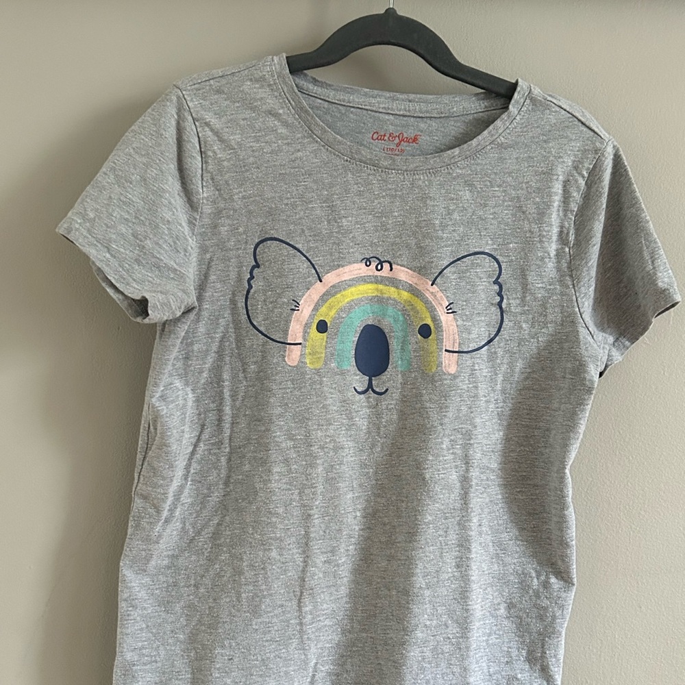 Capybara rainbow-aesthetic short sleeve T-shirt